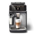 Series 5500 Latte Go Kaffeevollautomat EP5546/70, 20 Heiße und Kalte Kaffeespezialitäten, Leiser mit SilentBrew, QuickStart, Schwarz/Silber
